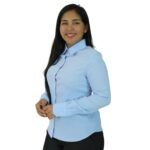 Camisa feminina social manga longa tecido oxfordine azul bebê - Imagem 2