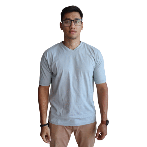 Camiseta masculina manga curta decote v algodão fio 30 cinza claro