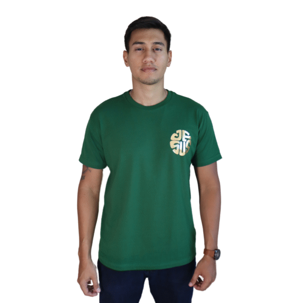 Camiseta masculina Jesus algodão menegotti verde mata vinil dourado