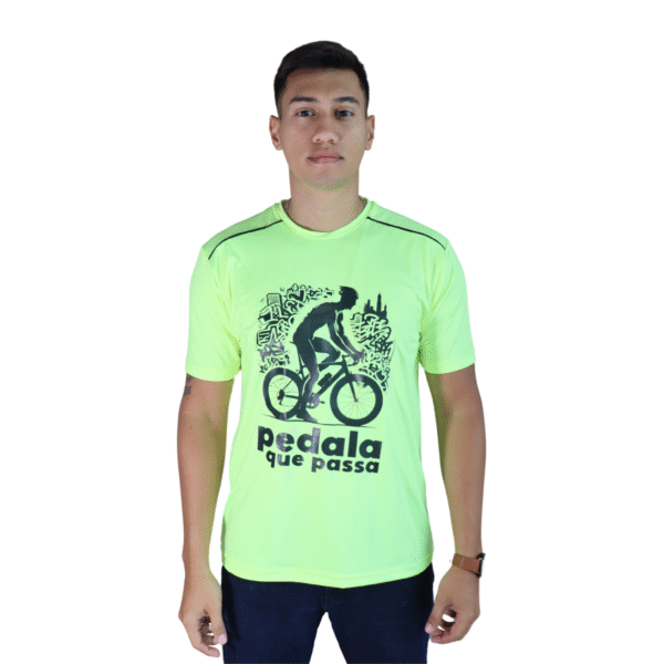 Camiseta masculina com vivos pedala que passa dry plus verde limão