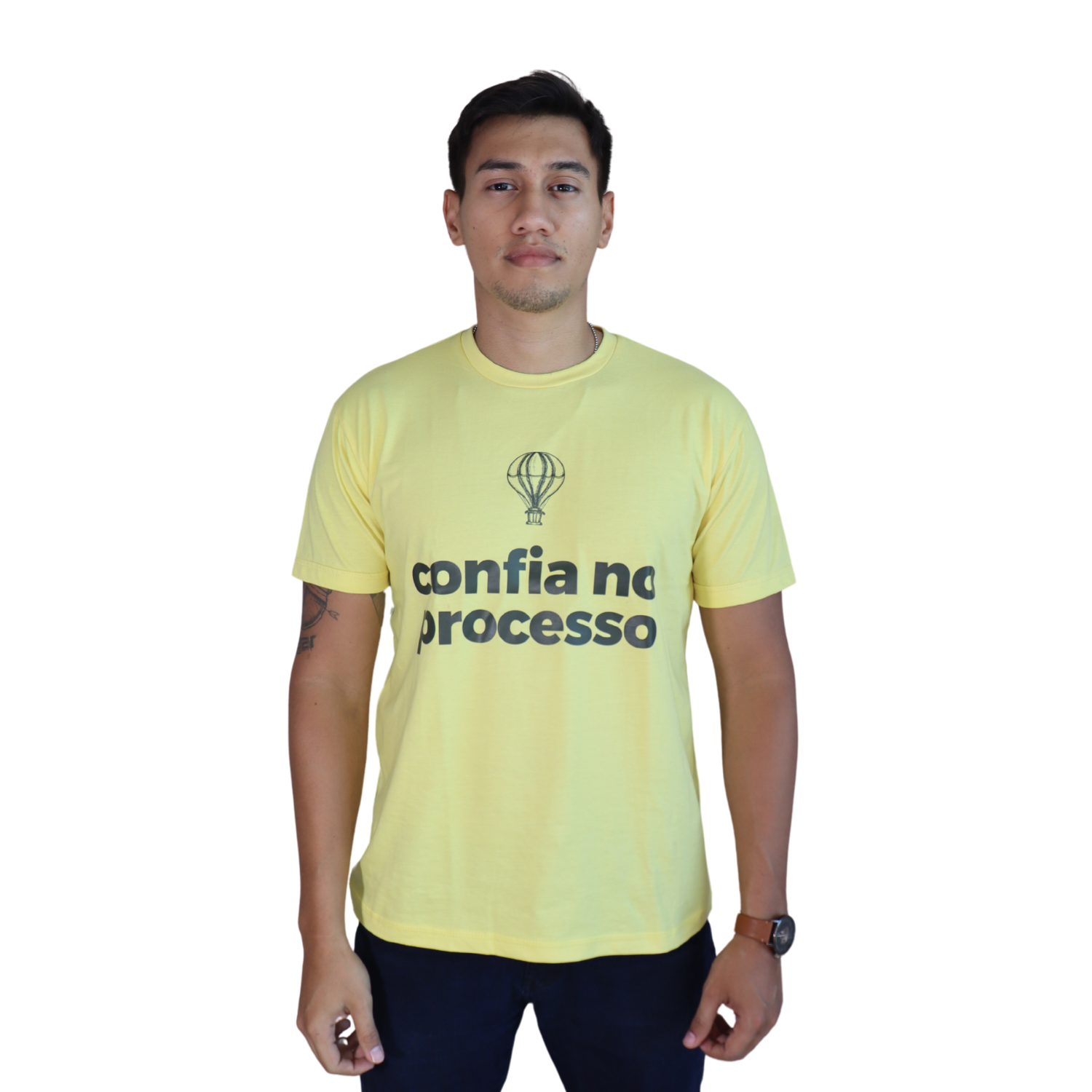 1 Camiseta masculina Confia no processo algodão menegotti amarelo - Imagem 1